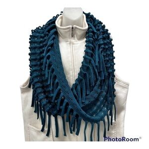 🌟 $10 🌟 Crocheted tube scarf with tassels